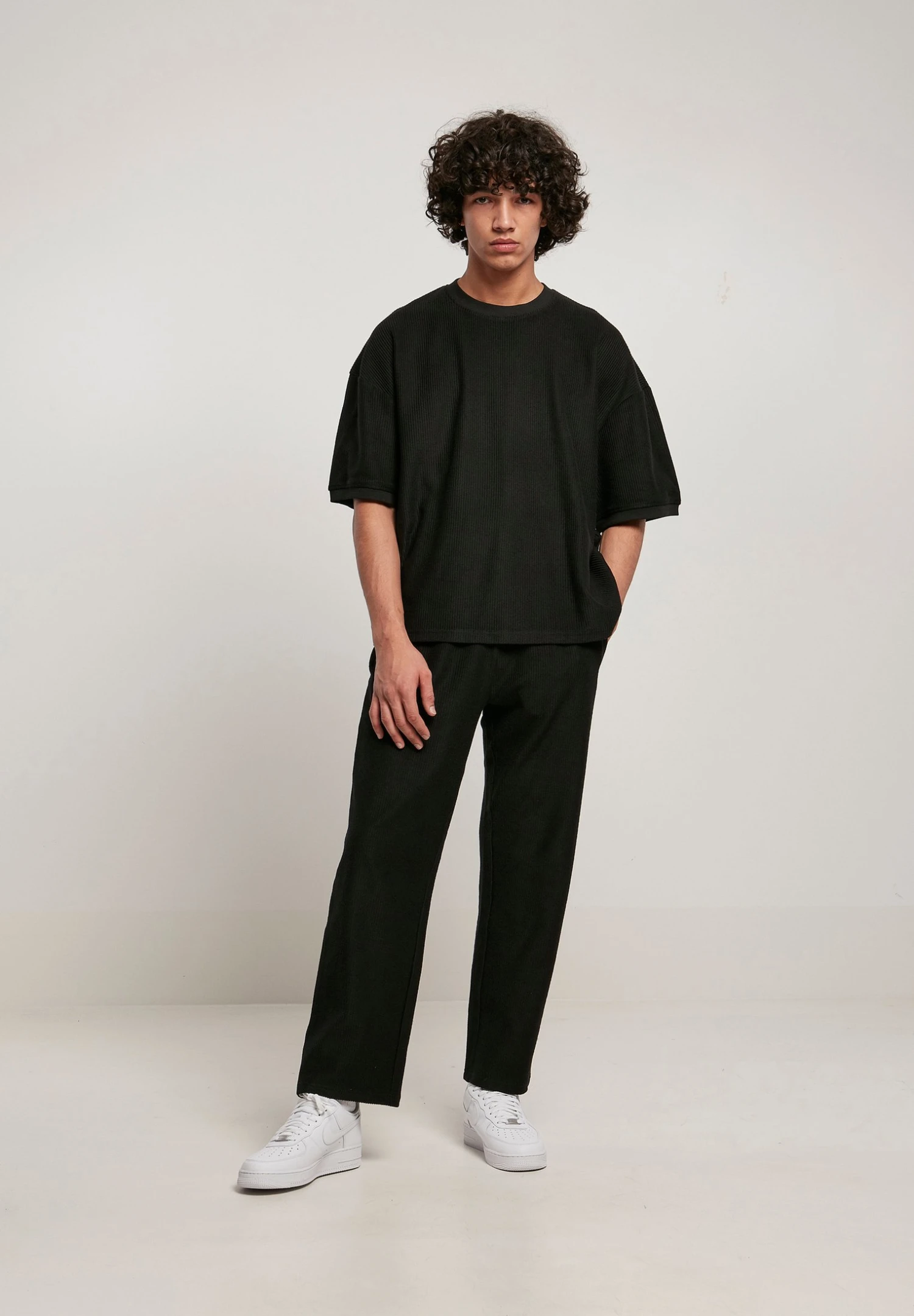 URBAN CLASSICS Terry Boxy - T-Shirt Basic - Black 4 URBAN CLASSICS Terry Boxy - T-Shirt Basic - Black - Afbeelding 2