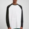 URBAN CLASSICS Organic Oversized Raglan Longsleeve - Longsleeve - White/Black -Urban Classics 0ea610f2475e4fb3b10b30137dccd844