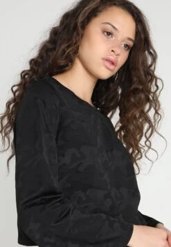 URBAN CLASSICS Ladies Jacquard Camo - Longsleeve - Black 11 URBAN CLASSICS Ladies Jacquard Camo - Longsleeve - Black -Urban Classics 196535befd424b5e9cb204d8780c9e67