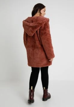 Ladies Hooded Coat - Winterjas - Darkrose -Urban Classics 1c72ea7feb5e4c4e82f8b6773abfee9d