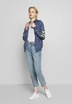 URBAN CLASSICS Ladies Inka Batwing Jacket - Lichte Jas - Vintage Blue -Urban Classics 270f881af38a4b99ba1f5e22cd59cd7f