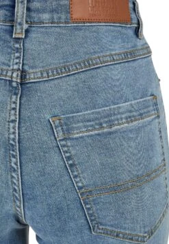 URBAN CLASSICS Straight Leg Jeans - Tinted Lightblue Washed -Urban Classics 28d272ee34f14df2a6314737af26be6e