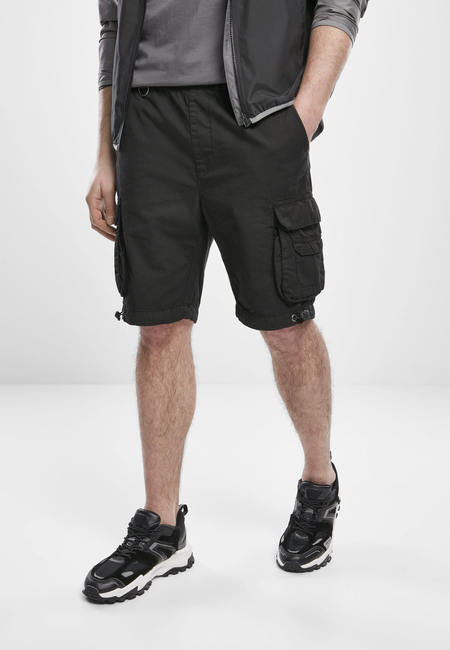 URBAN CLASSICS Double Pocket- Shorts - Black 3 URBAN CLASSICS Double Pocket- Shorts - Black