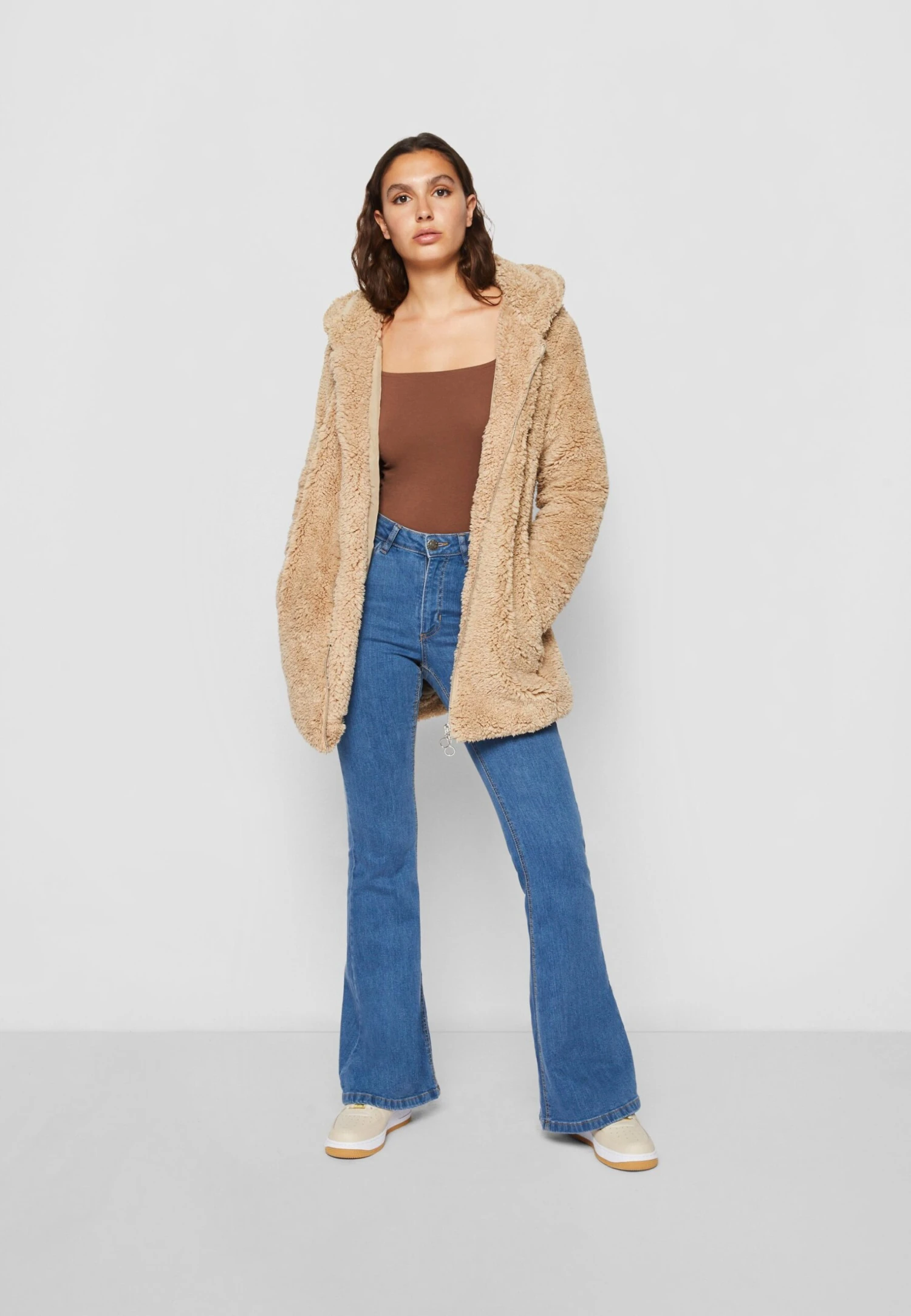 URBAN CLASSICS Winterjas - Softtaupe 4 URBAN CLASSICS Winterjas - Softtaupe - Afbeelding 2