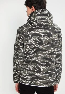 URBAN CLASSICS Army Tiger Camo - Windjack - Olive/Black/White -Urban Classics 313413e0261242a7bd39a34f853ecb74