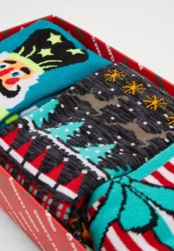 URBAN CLASSICS Christmas Bow And Nutcracker Socks 3 Pack - Sokken - Multicolor 7 URBAN CLASSICS Christmas Bow And Nutcracker Socks 3 Pack - Sokken - Multicolor -Urban Classics 31823eaf755a44a8aeed4b08edc56ce9