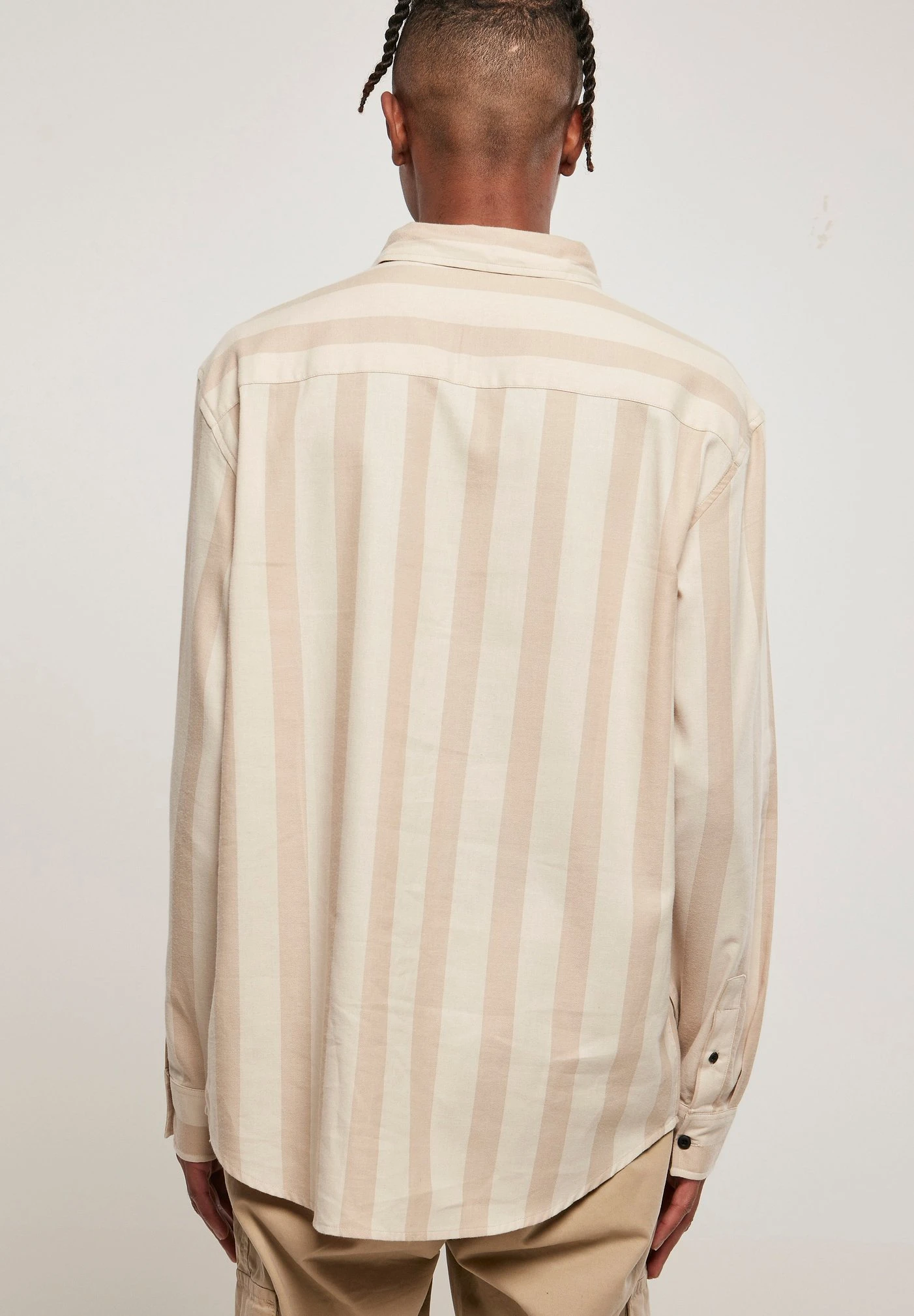 URBAN CLASSICS Overhemd - Unionbeige Softseagrass 5 URBAN CLASSICS Overhemd - Unionbeige Softseagrass - Afbeelding 3