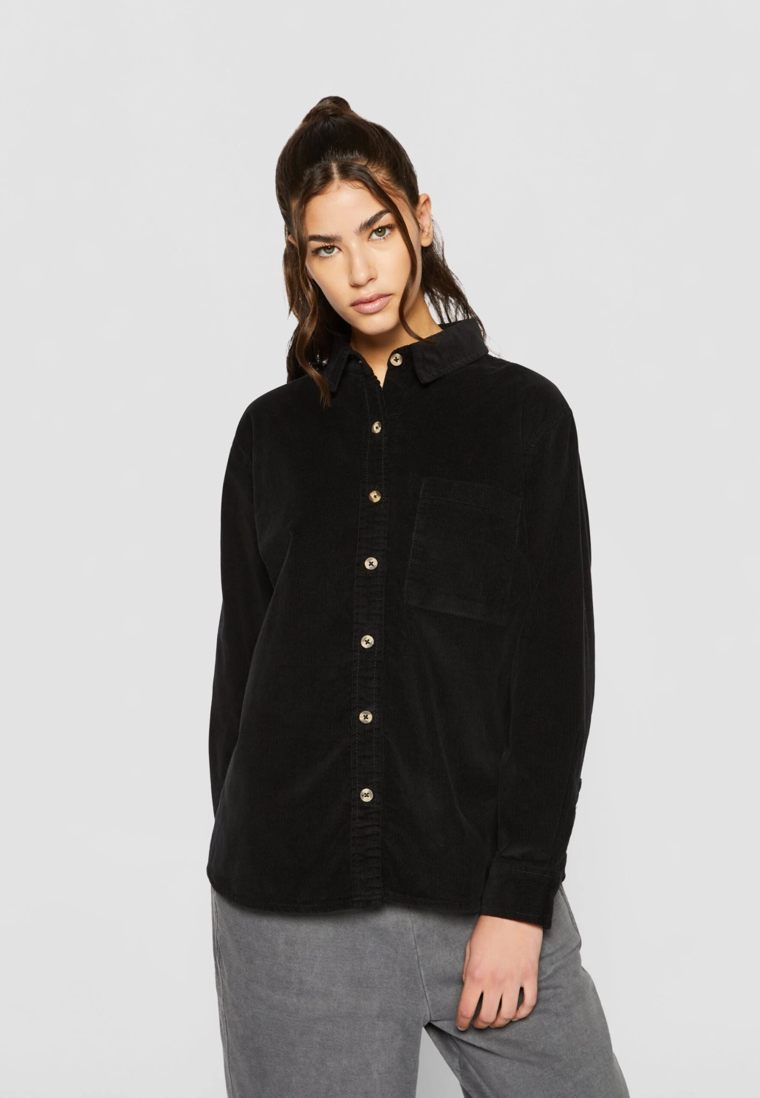URBAN CLASSICS Ladies Corduroy Oversized Shirt - Overhemdblouse - Black 5 URBAN CLASSICS Ladies Corduroy Oversized Shirt - Overhemdblouse - Black - Afbeelding 3