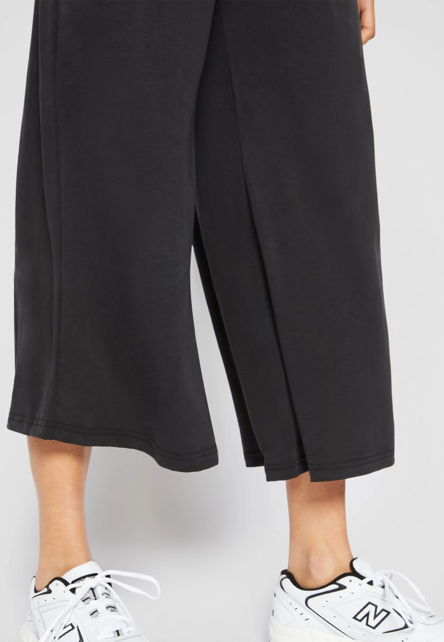 URBAN CLASSICS Culotte - Broek - Black 7 URBAN CLASSICS Culotte - Broek - Black - Afbeelding 5