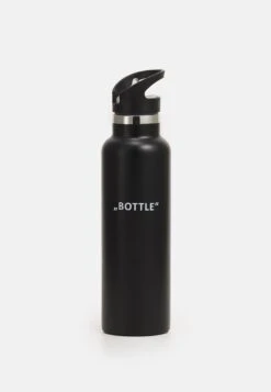 URBAN CLASSICS Lettered Survival Bottle Unisex - Bidon - Black