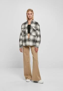 URBAN CLASSICS Oversized- Overhemdblouse - Whitesand Black 12 URBAN CLASSICS Oversized- Overhemdblouse - Whitesand Black -Urban Classics 3cae14e3738b4990a48d864cc8bfdb71