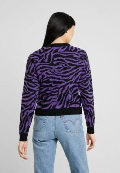 URBAN CLASSICS Ladies Short Tiger Sweater - Trui - Black/Purple -Urban Classics 3f90b0620ac44a449fb5d74bde2f532c