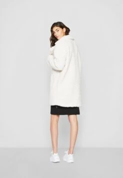 Winterjas - Whitesand -Urban Classics 42ba2a29ad4a40f39b43108858e4c672