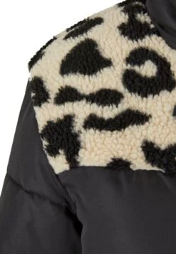 URBAN CLASSICS Aop Sherpa Puffer- Winterjas - Black Sandleo 19 URBAN CLASSICS Aop Sherpa Puffer- Winterjas - Black Sandleo -Urban Classics 472402fecb8b4880a41dc8346de96f51