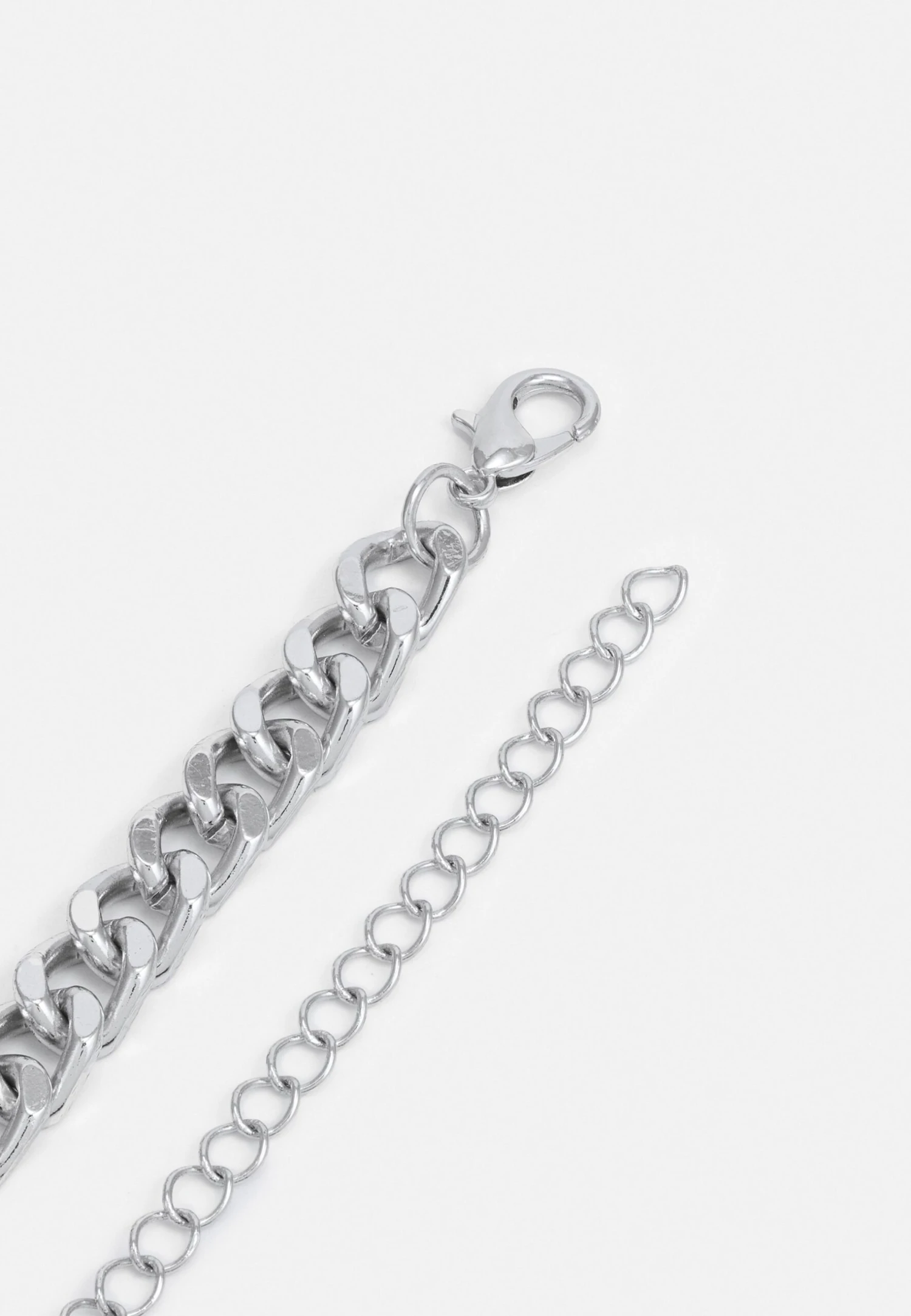 URBAN CLASSICS Long Basic Necklace Unisex - Ketting - Silver-Coloured 4 URBAN CLASSICS Long Basic Necklace Unisex - Ketting - Silver-Coloured - Afbeelding 2