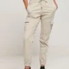 URBAN CLASSICS Ladies High Waist Cargo Comfort Jogging Pants - Cargobroek - Softseagrass