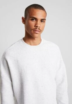 URBAN CLASSICS Cut On Sleeve Naps Interlock Crew - Sweater - Lightgrey -Urban Classics 490b23b9850343f4beee45fec69964e1