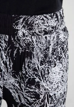 URBAN CLASSICS Broek - Limb -Urban Classics 4aed55f9a81c4b5c8de2d016e9de0012