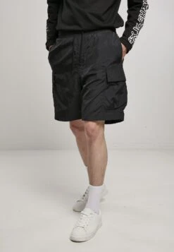 URBAN CLASSICS Nylon Cargo Shorts - Shorts - Black