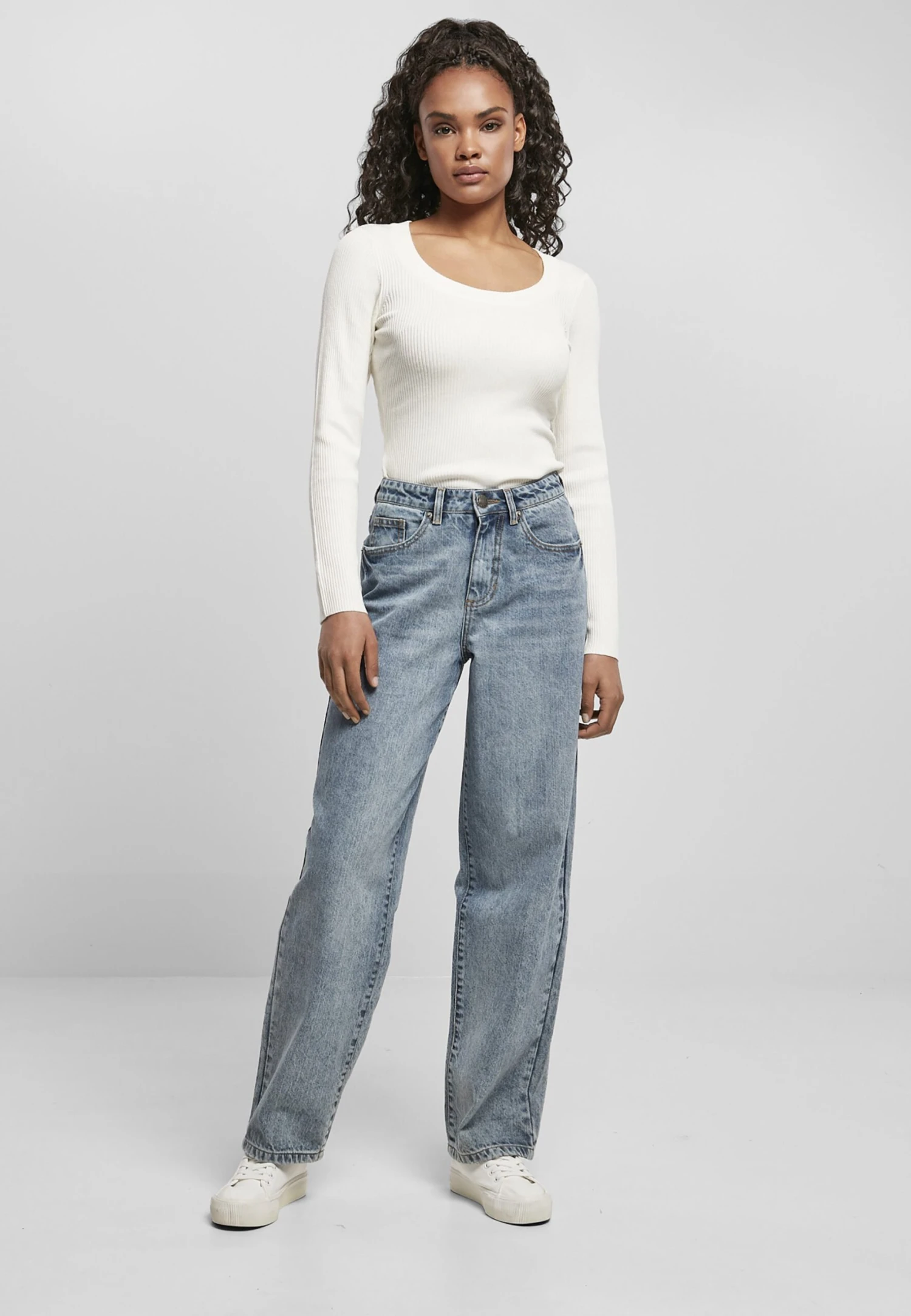 URBAN CLASSICS Flared Jeans - Tinted Light Blue Washed 4 URBAN CLASSICS Flared Jeans - Tinted Light Blue Washed - Afbeelding 2