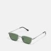 URBAN CLASSICS Sunglasses Kalymnos With Chain Unisex - Zonnebril - Silver-Coloured/Green -Urban Classics 5991fc7527c44efb9b023bb2e2038855