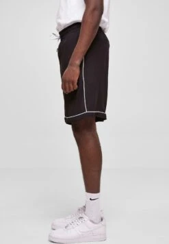 URBAN CLASSICS Bowling - Shorts - Black -Urban Classics 59dc439c317641d2b150d5a2b9f49d82