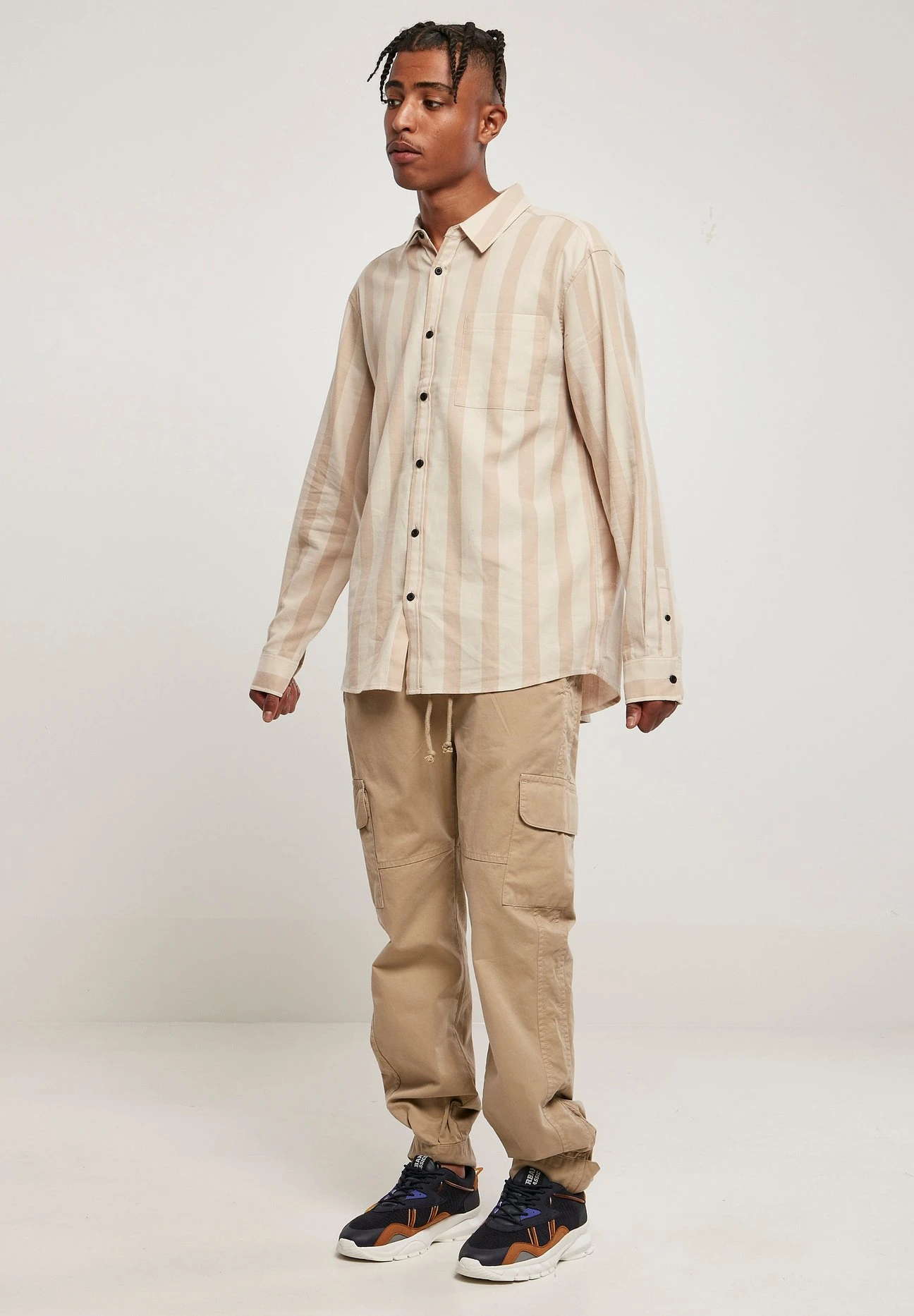 URBAN CLASSICS Overhemd - Unionbeige Softseagrass 4 URBAN CLASSICS Overhemd - Unionbeige Softseagrass - Afbeelding 2