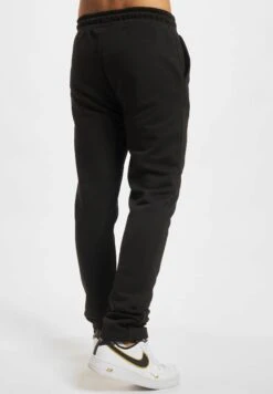 URBAN CLASSICS Trainingsbroek - Black 10 URBAN CLASSICS Trainingsbroek - Black -Urban Classics 65b71399221d406ca472c6c40fa35daf