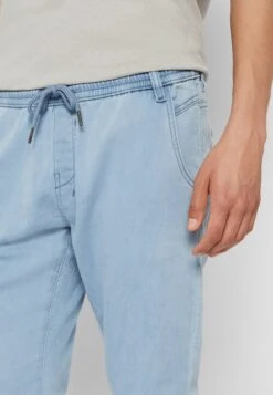 URBAN CLASSICS Relaxed Fit Jeans - Lighter Washed -Urban Classics 6e3f8b248b30474faf17807250e73320