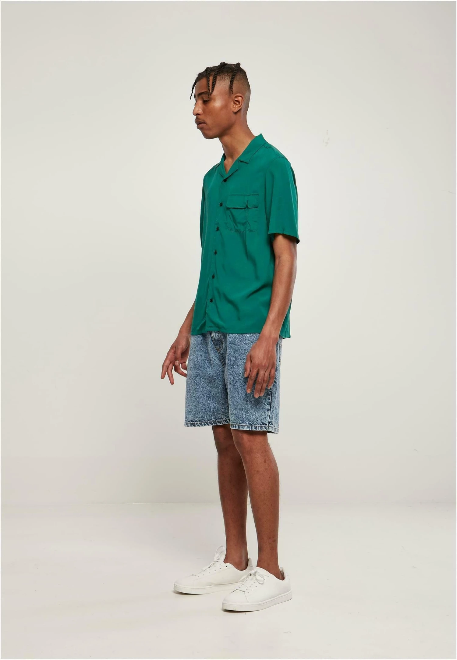 URBAN CLASSICS Viscose Camp Shirt - Overhemd - Green 4 URBAN CLASSICS Viscose Camp Shirt - Overhemd - Green - Afbeelding 2