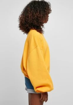 URBAN CLASSICS Oversized Triangle Crew Neck - Sweater - Magicmango -Urban Classics 7a936c95840142f1a4dde8995824394e