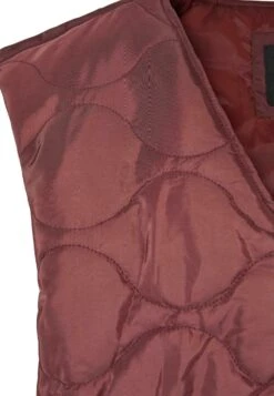 URBAN CLASSICS Herren Zipped Gilet - Bodywarmer - Cherry -Urban Classics 7f48a24de061410192a544da65b6cac6