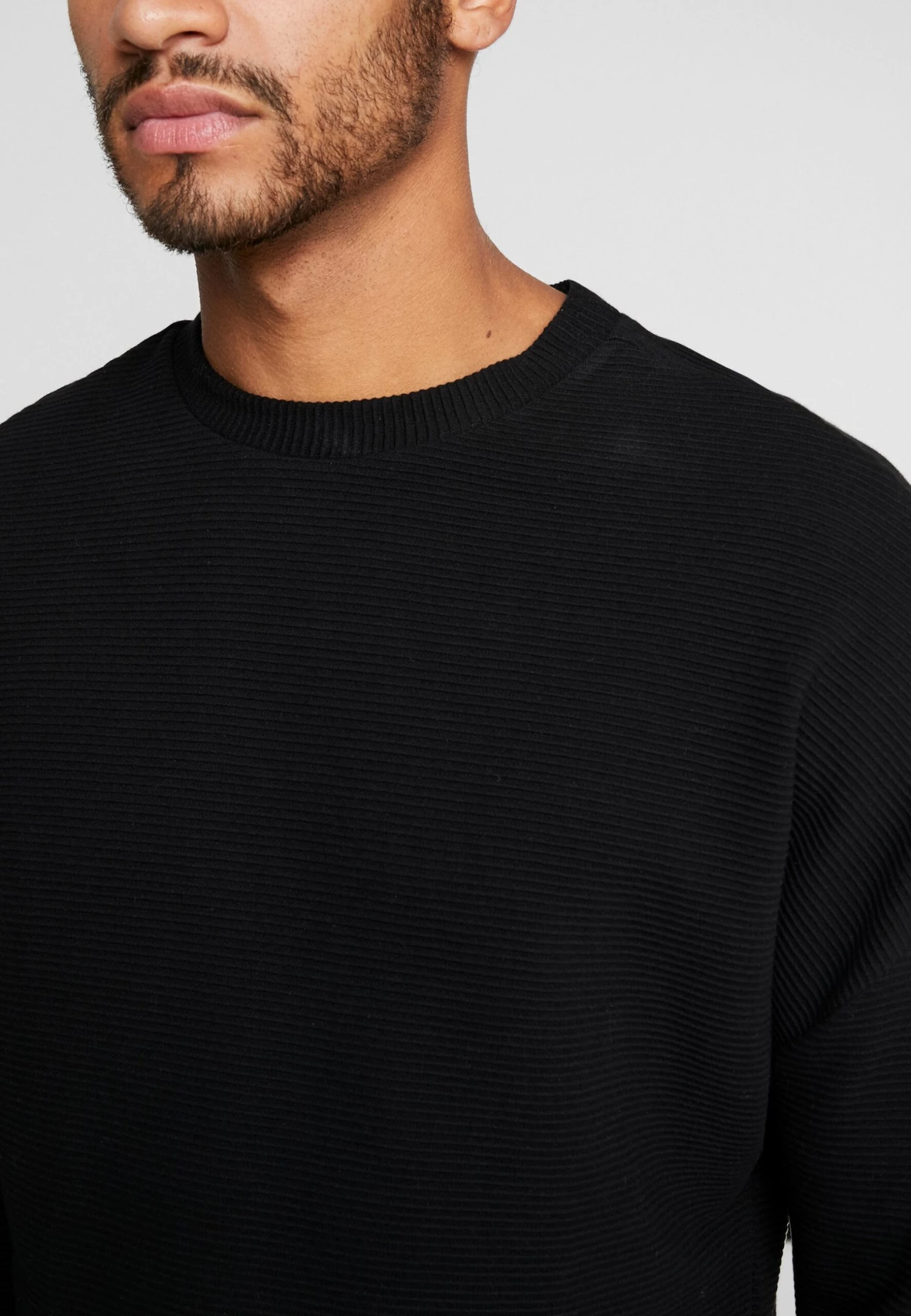 URBAN CLASSICS Cut On Sleeve Naps Interlock Crew - Sweater - Black 7 URBAN CLASSICS Cut On Sleeve Naps Interlock Crew - Sweater - Black - Afbeelding 5