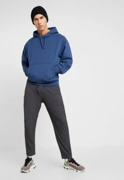 URBAN CLASSICS Comfort Cropped Pants - Broek - Darkgrey -Urban Classics 8233b343f5af4dceacc5059c94dca095