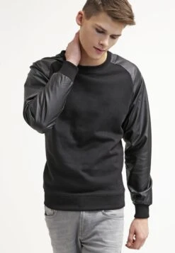 URBAN CLASSICS Raglan Leather Imitation Crew - Sweater - Black