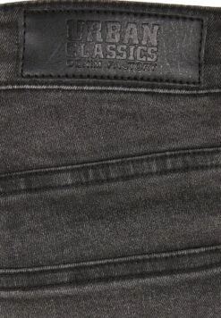 URBAN CLASSICS Relaxed Fit Jeans Shorts - Jeansshort - Real Black Washed -Urban Classics 8c2938373cca49bb99a3d6dd0f09f8c3