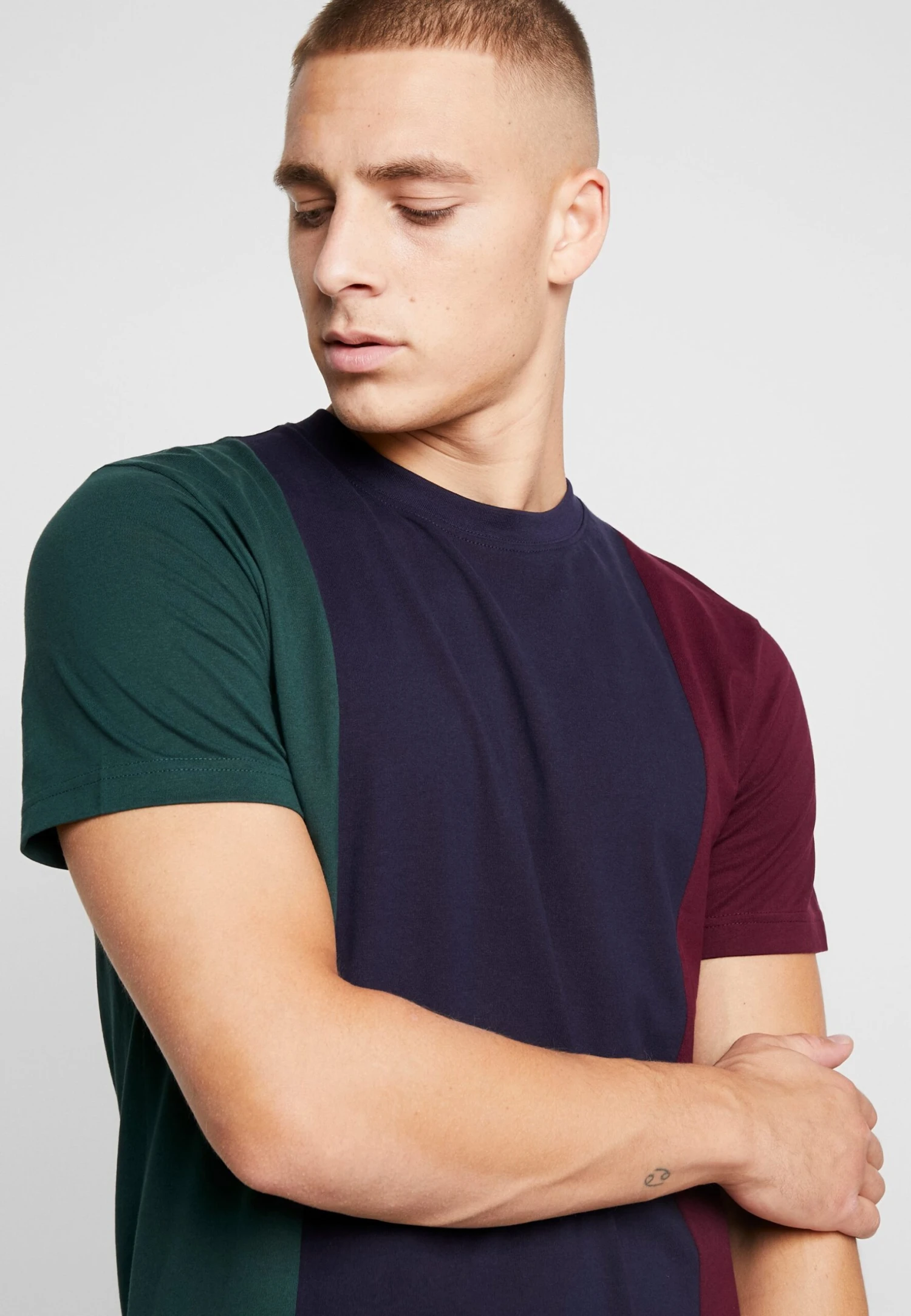URBAN CLASSICS Tripple Tee - T-Shirt Print - Bottlegreen/Midnightnavy 6 URBAN CLASSICS Tripple Tee - T-Shirt Print - Bottlegreen/Midnightnavy - Afbeelding 4