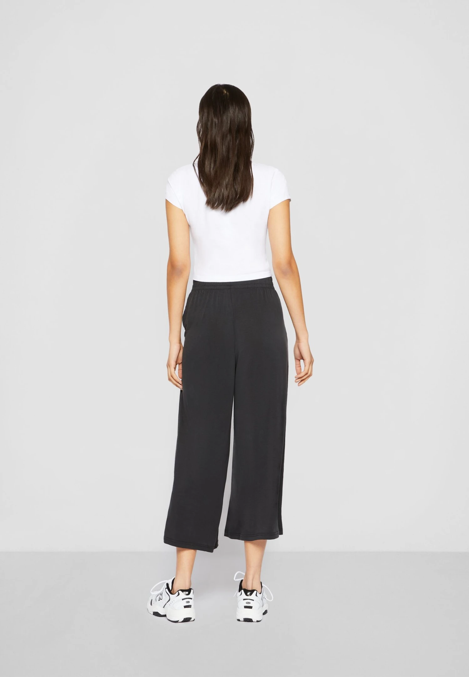 URBAN CLASSICS Culotte - Broek - Black 6 URBAN CLASSICS Culotte - Broek - Black - Afbeelding 4