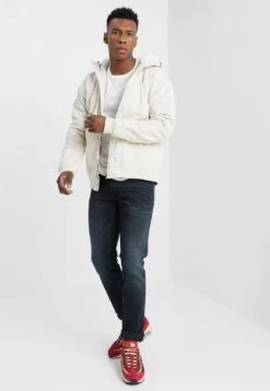 URBAN CLASSICS Hooded Corduroy Jacket - Jas - Light Sand/Offwhite -Urban Classics aafcf9214fda4fa294728c0e5f5d266e