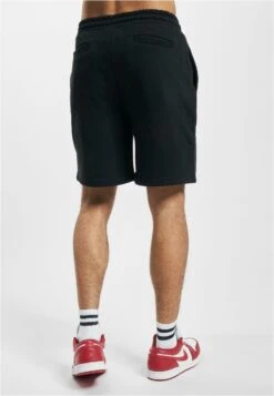 URBAN CLASSICS Herren Km232-006-2 Kk College Signature- Shorts - Black -Urban Classics ab38d66aafce4385a8741ce0762102ec