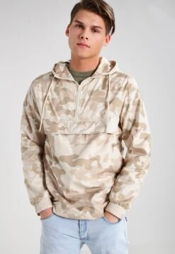 URBAN CLASSICS Camo Pull Over Windbreaker - Windjack - Sand