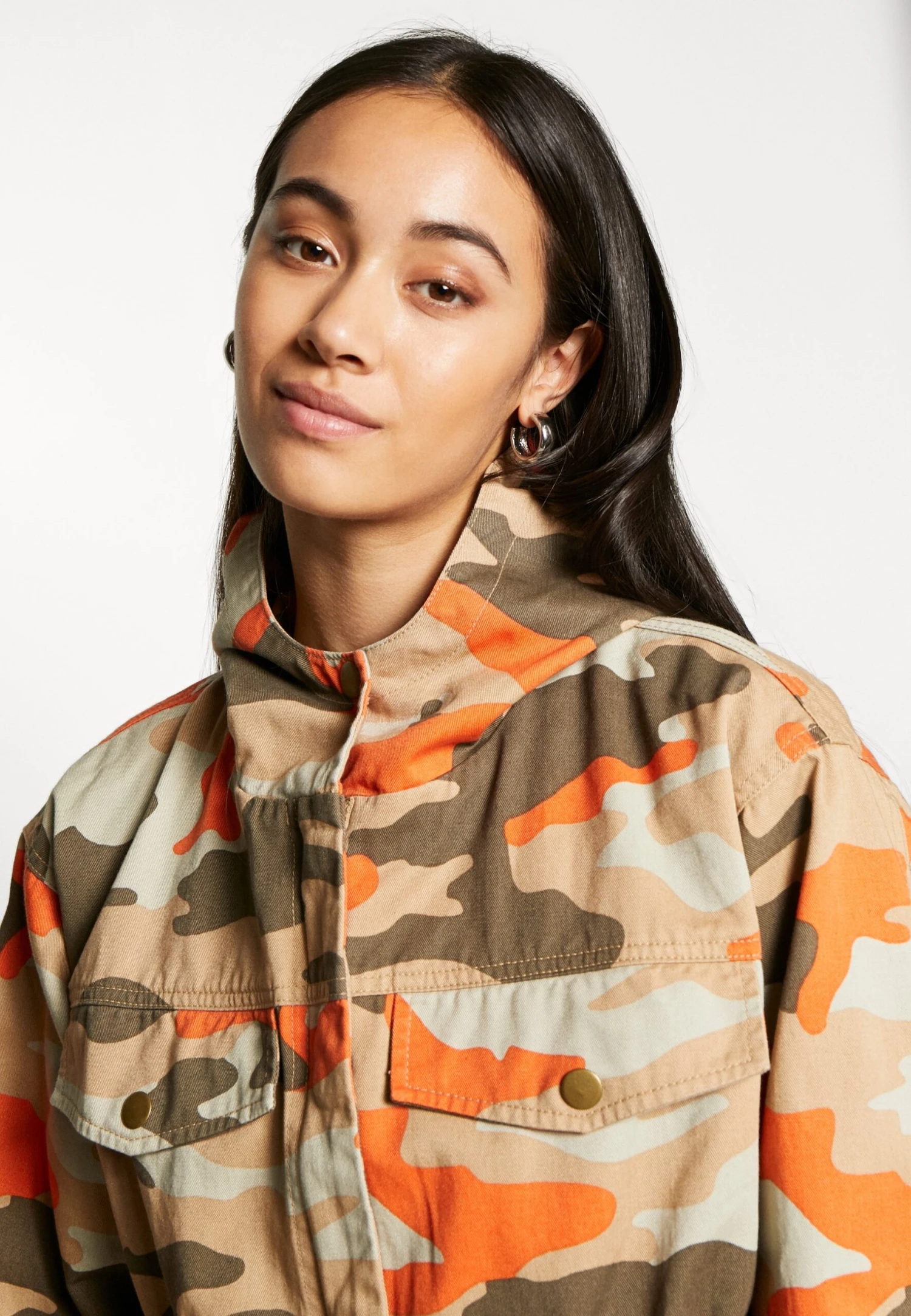 URBAN CLASSICS Ladies Oversized Camo Jacket - Lichte Jas - Brick Camo 7 URBAN CLASSICS Ladies Oversized Camo Jacket - Lichte Jas - Brick Camo - Afbeelding 5