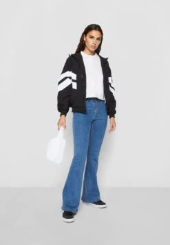 URBAN CLASSICS Crinkle Batwing- Trainingsvest - Black/White -Urban Classics b60cc42ced2d4d5085d7ed8265ea7f82