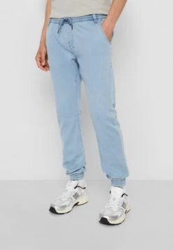 URBAN CLASSICS Relaxed Fit Jeans - Lighter Washed