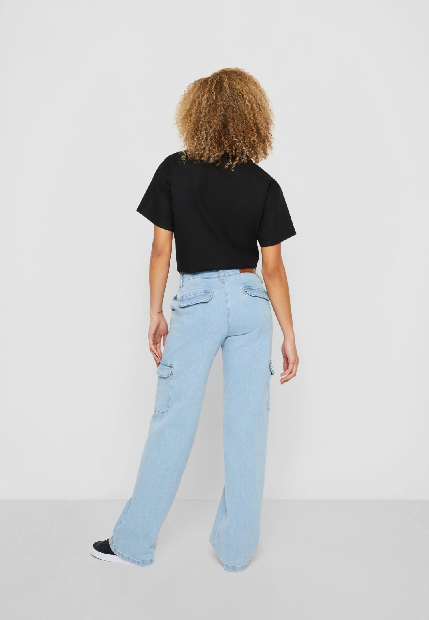 URBAN CLASSICS High Waist - Flared Jeans - Lighter Washed 5 URBAN CLASSICS High Waist - Flared Jeans - Lighter Washed - Afbeelding 3