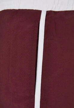 URBAN CLASSICS Retro - Zwemshorts - White Cherry -Urban Classics ce19de93336347baaa63b5e3c9f0a8bb