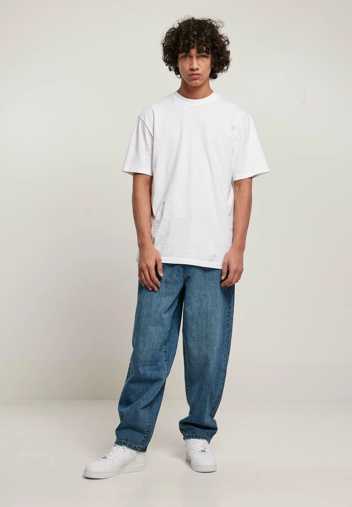 URBAN CLASSICS Relaxed Fit Jeans - Middeepblue 4 URBAN CLASSICS Relaxed Fit Jeans - Middeepblue - Afbeelding 2