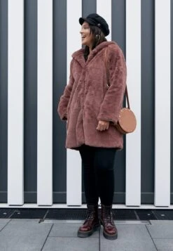 Ladies Hooded Coat - Winterjas - Darkrose -Urban Classics d3920119cde24115a5a4e808c56a2484