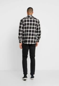 URBAN CLASSICS Checked Flanell Shirt 6 - Overhemd - Black/White 10 URBAN CLASSICS Checked Flanell Shirt 6 - Overhemd - Black/White -Urban Classics d3cab46f02bd497e96ccc33e12a55929