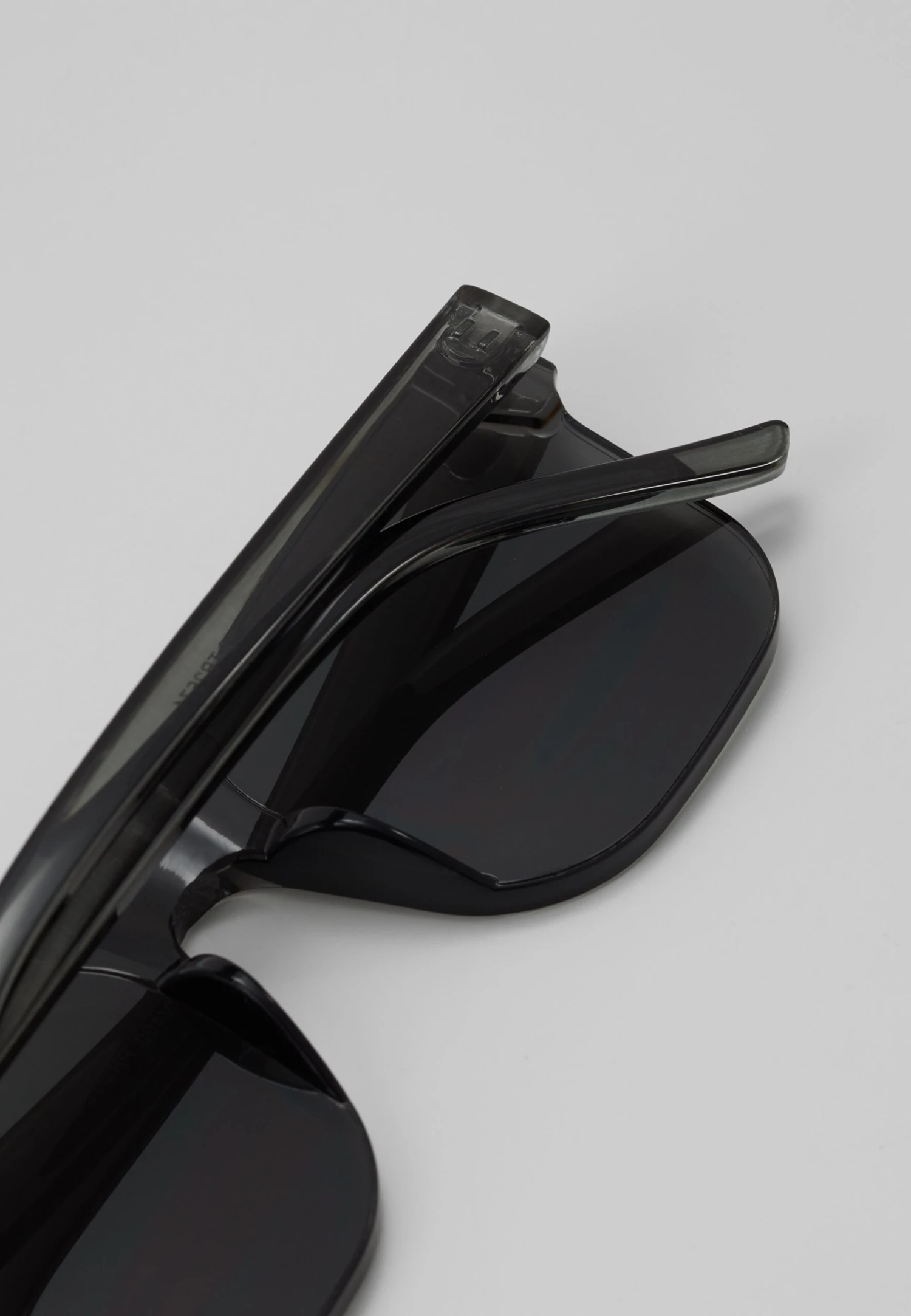 URBAN CLASSICS Chain Sunglasses - Zonnebril - Black 5 URBAN CLASSICS Chain Sunglasses - Zonnebril - Black - Afbeelding 3